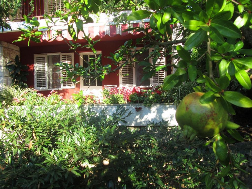 Apartment Petrovic Korcula Town Bagian luar foto