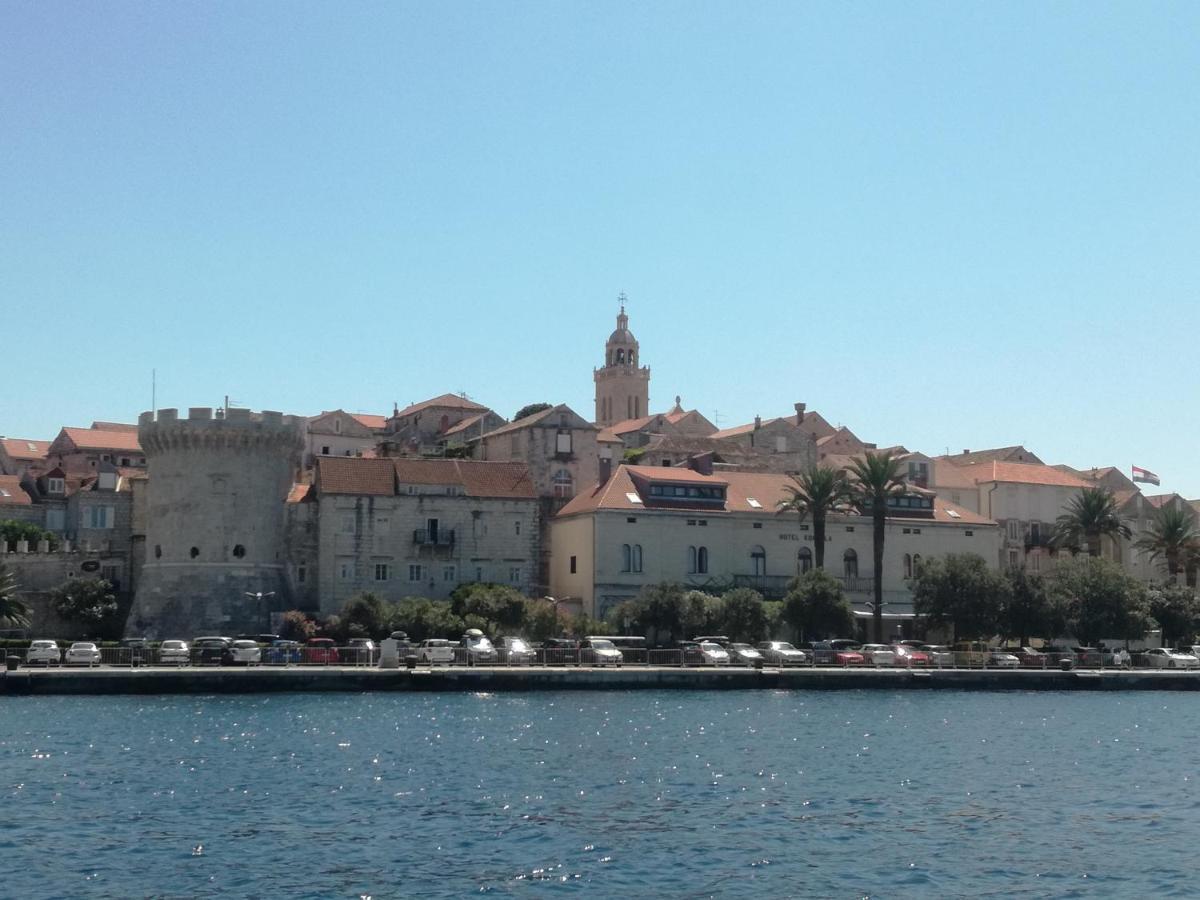 Apartment Petrovic Korcula Town Bagian luar foto