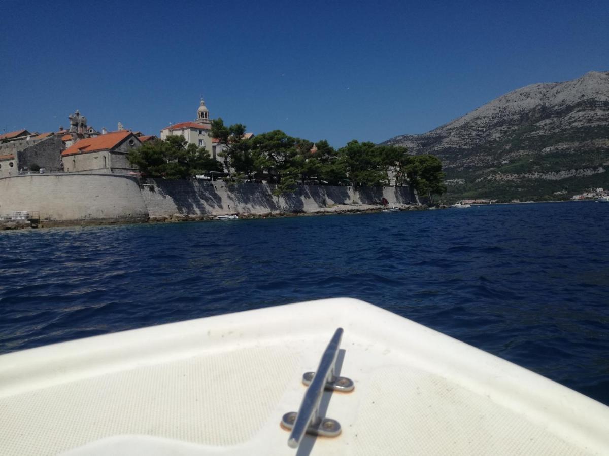 Apartment Petrovic Korcula Town Bagian luar foto